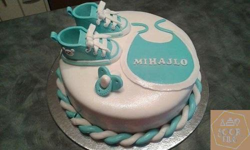 کیک تولد برای نوزاد
