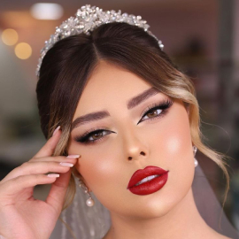 میکاپ سالن زیبایی آتی