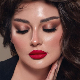 میکاپ عربی در سالن زيبايى آيدا