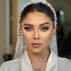 میکاپ جذاب در سالن زیبایی طناز اکبرزاده