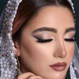 میکاپ عروس حرفه ای در سالن زیبایی موژان