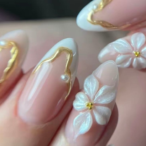 کاشت ناخن بهاری در سالن زیبایی دیبا بلندی