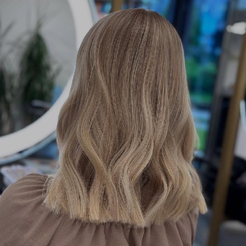 لایت موی کاراملی در سالن زیبایی سحر ساکت