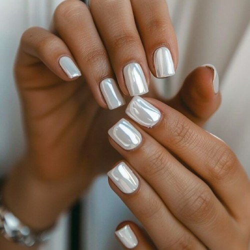 کاشت ناخن در سالن زیبایی لیامون